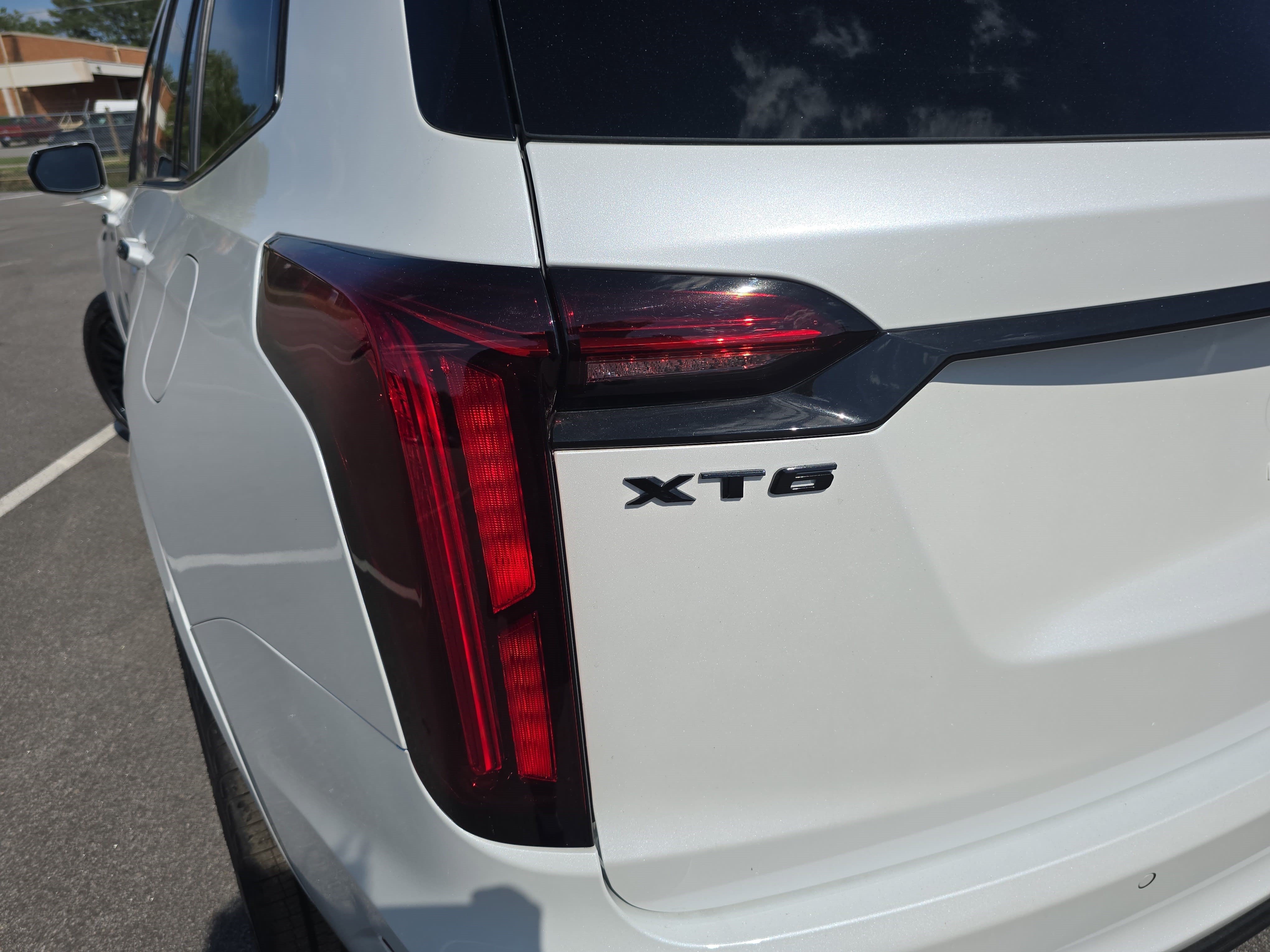 New 2025 Cadillac XT6 Luxury FWD image 38