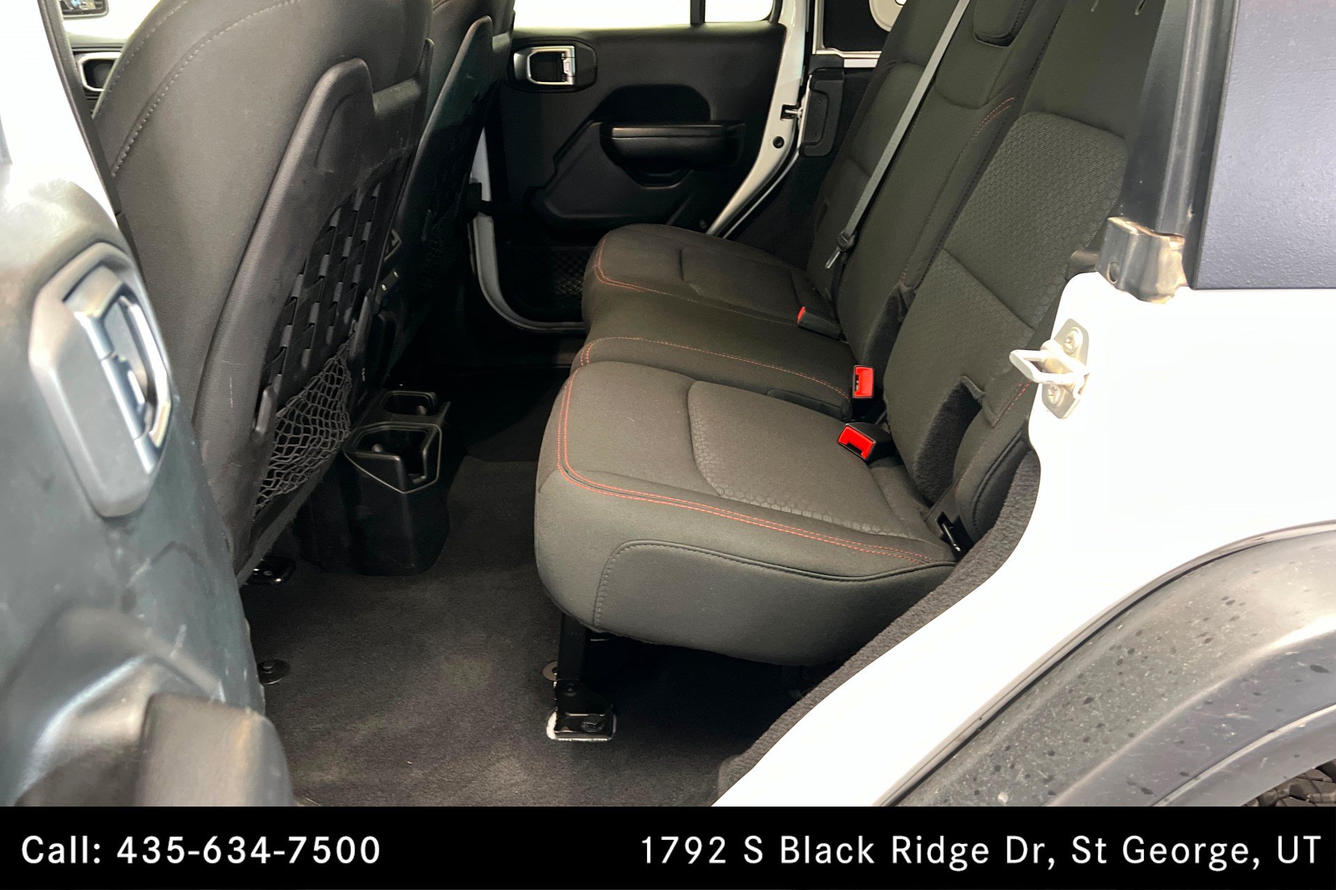 Used 2019 Jeep Wrangler Unlimited Rubicon w/ Cold Weather Group AWD/4WD image 21