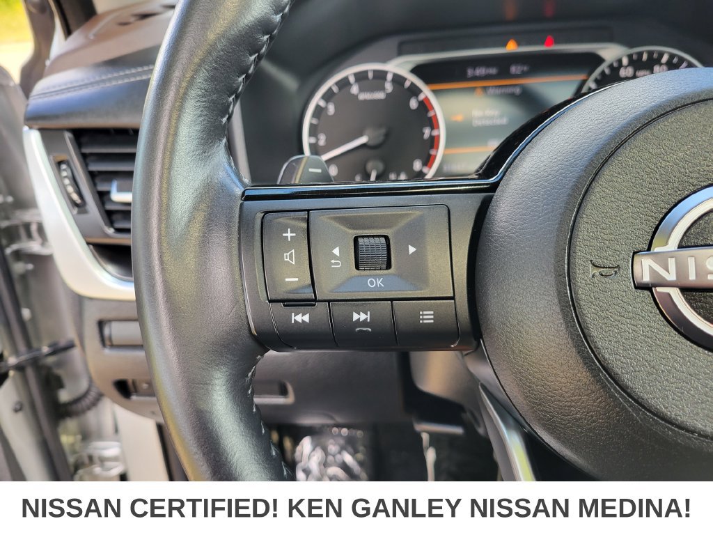 Certified 2023 Nissan Rogue SV w/ SV Premium B Package AWD/4WD image 32