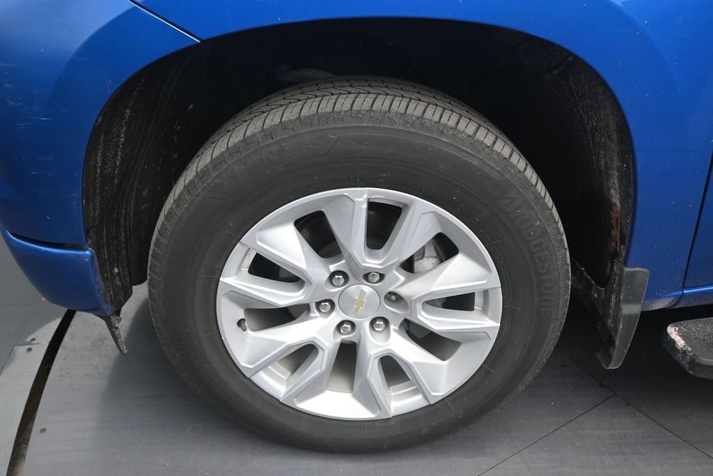 Used 2023 Chevrolet Silverado 1500 Custom RWD image 9