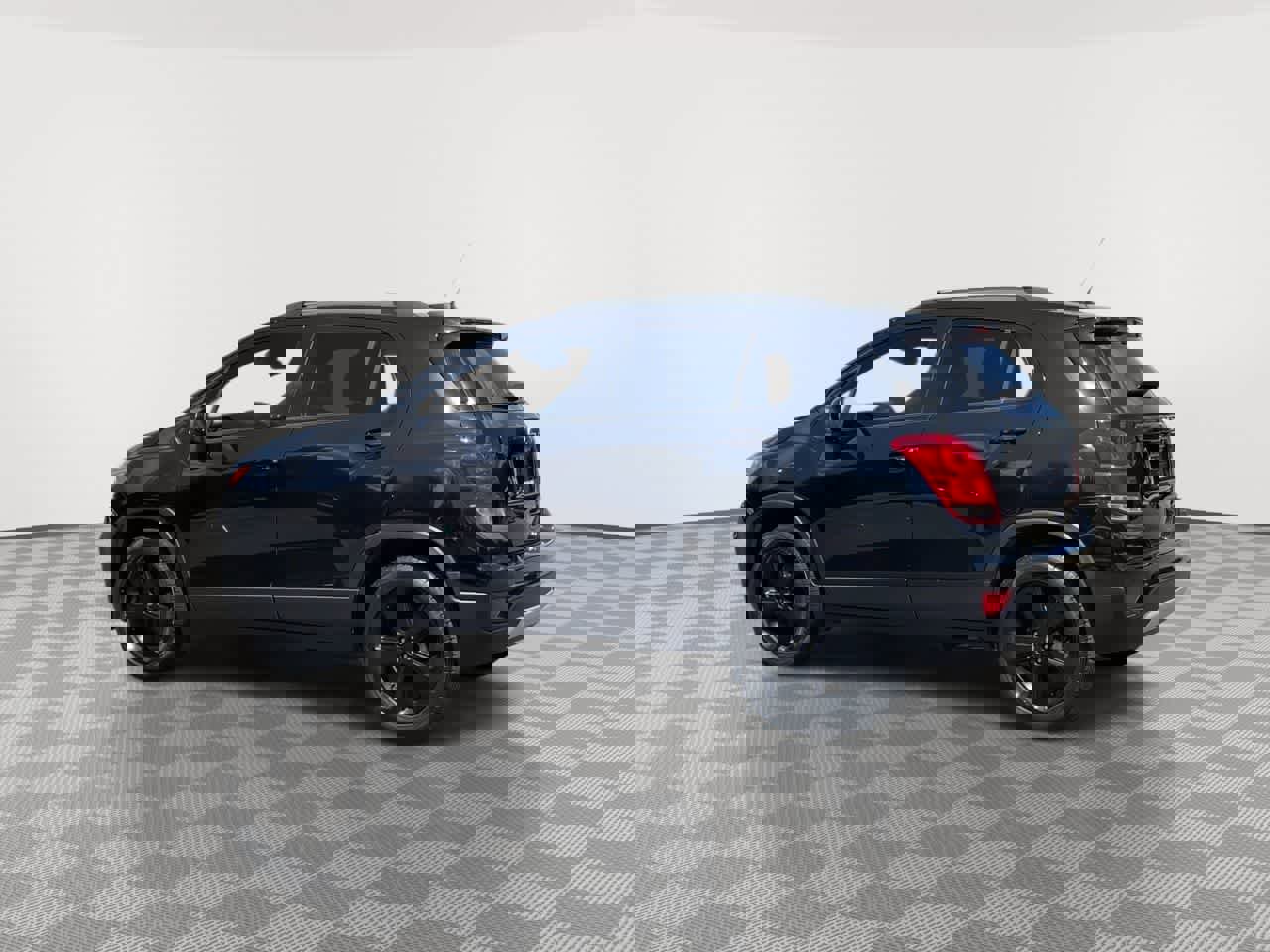Used 2019 Chevrolet Trax Premier w/ Midnight Edition image 6