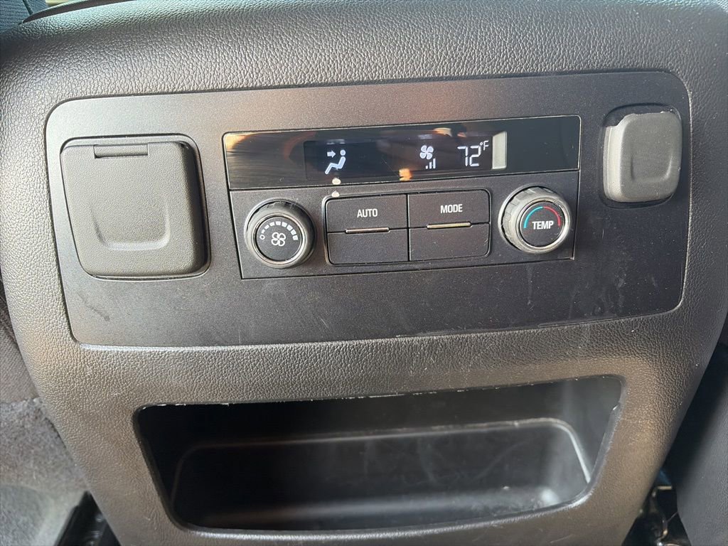 Used 2020 GMC Yukon XL SLE w/ HD Trailering Package AWD/4WD image 47