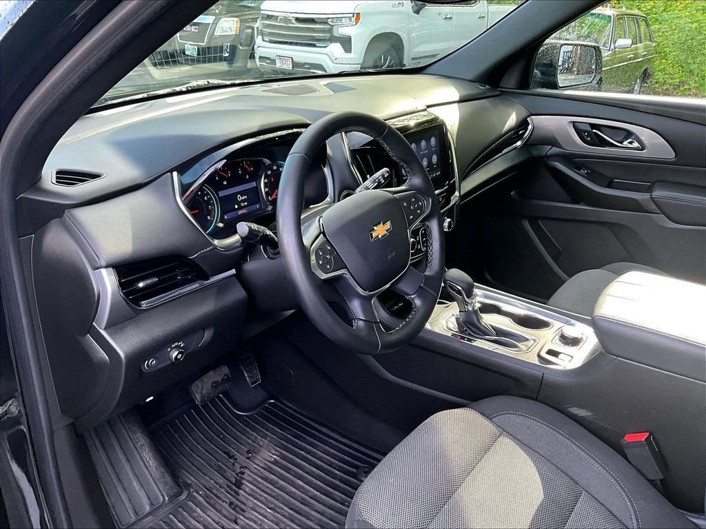 Used 2023 Chevrolet Traverse LT AWD/4WD image 8