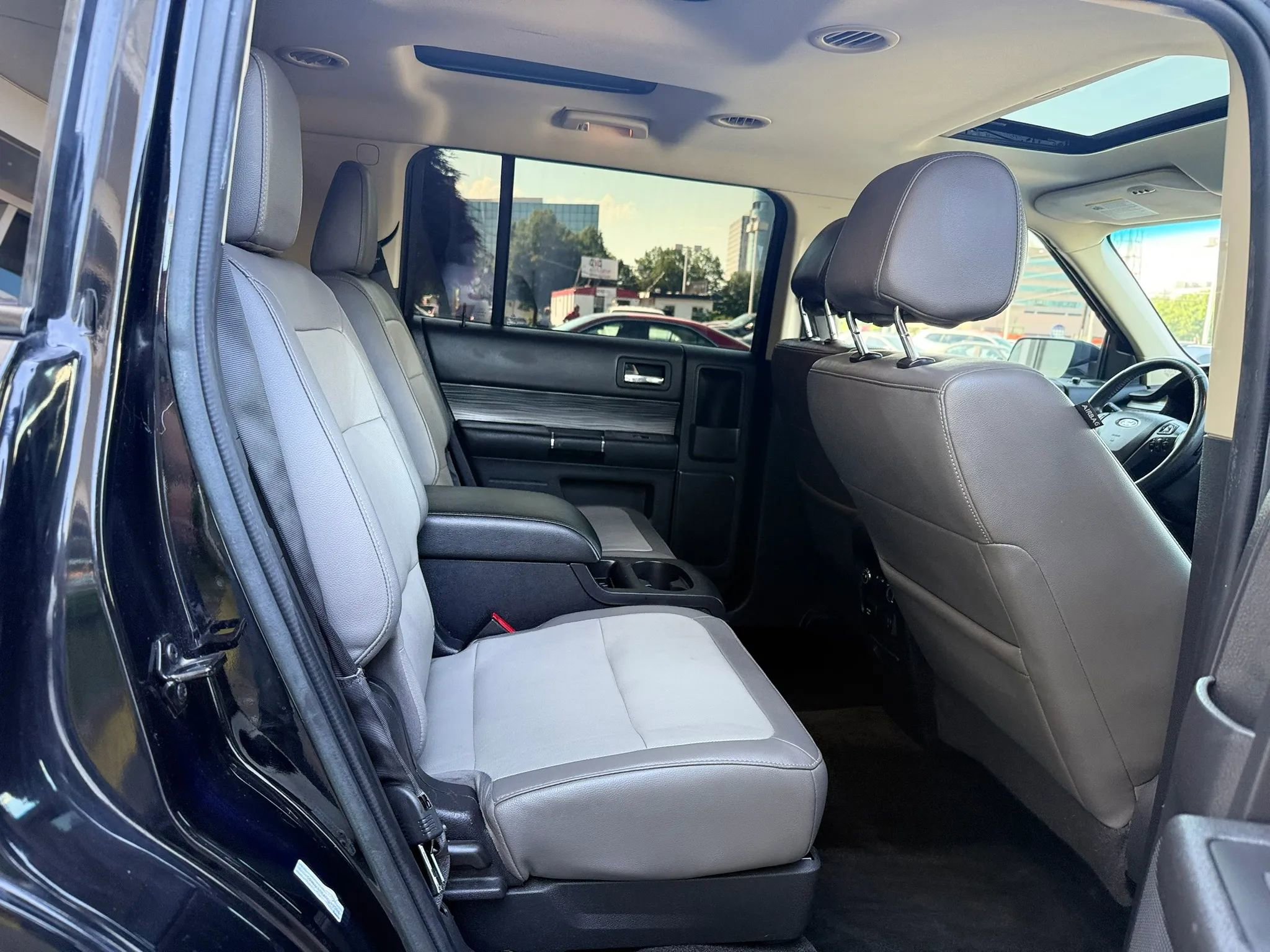 Used 2016 Ford Flex Limited w/ Equipment Group 303A AWD/4WD image 37