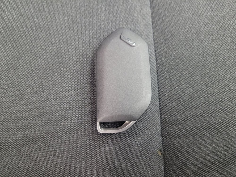 Used 2025 Kia K4 FWD image 32