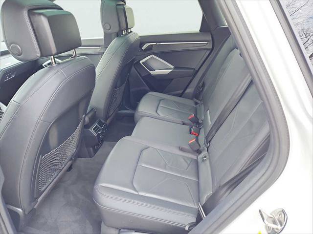 Used 2023 Audi Q3 2.0T Premium Plus AWD/4WD image 32