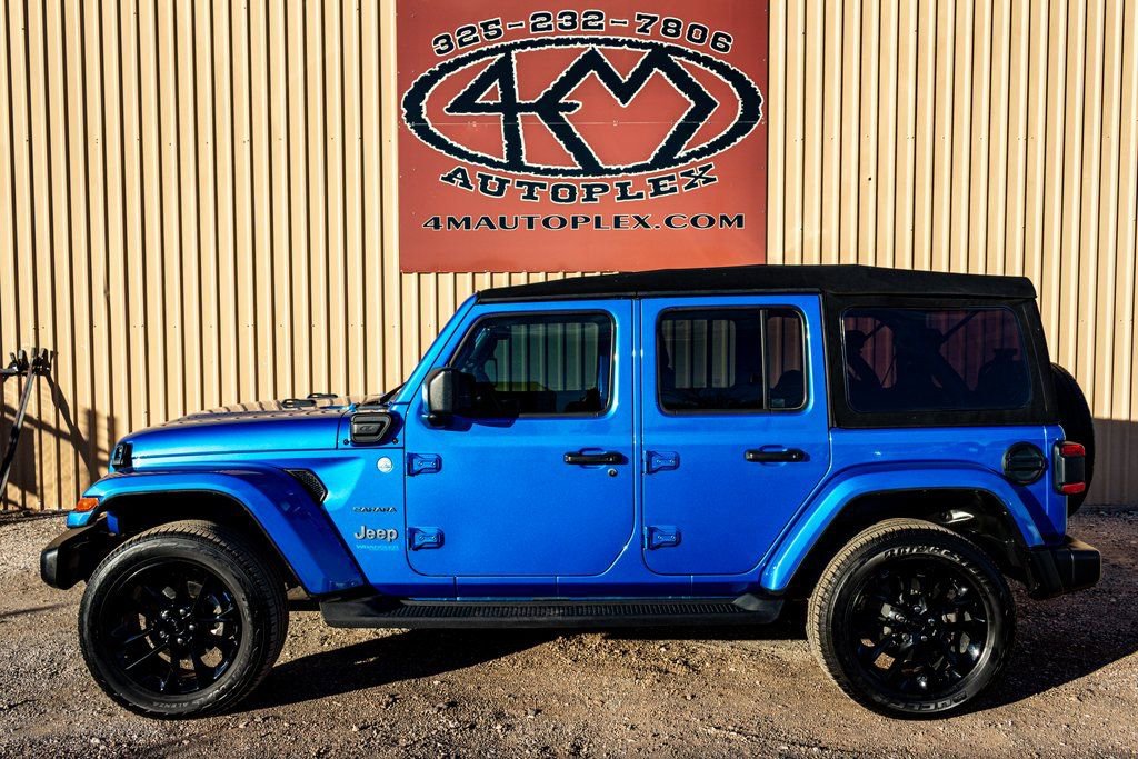 Used 2022 Jeep Wrangler Unlimited Sahara image 7