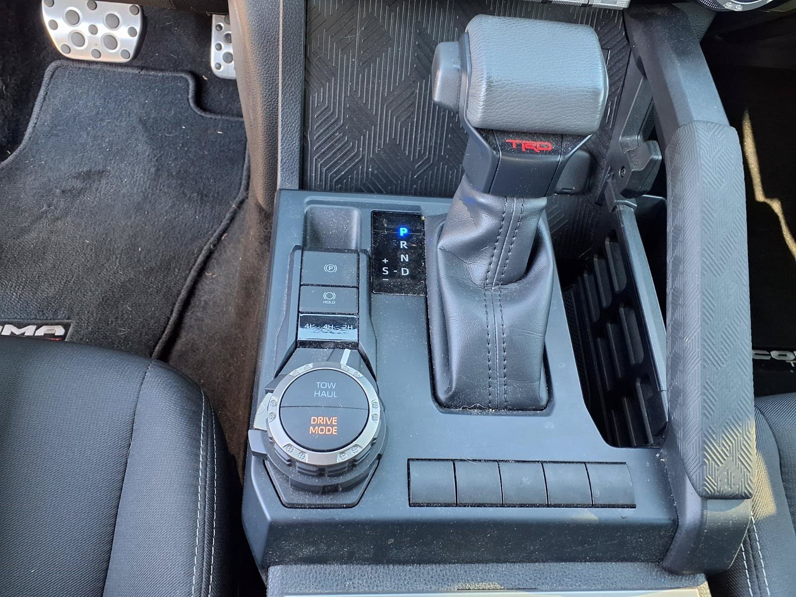 Used 2025 Toyota Tacoma TRD Sport AWD/4WD image 18
