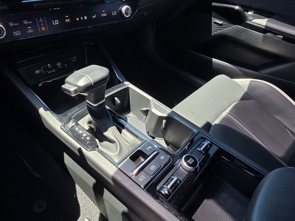 Used 2025 Kia K5 GT-Line w/ GT-Line Premium Package FWD image 18