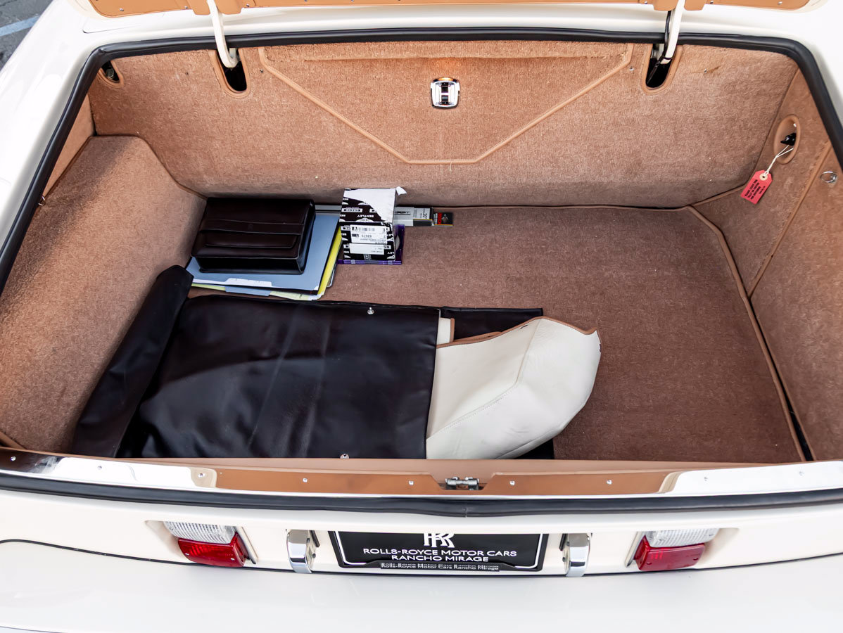 Used 1991 Rolls-Royce Corniche III RWD image 22