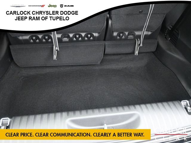 New 2026 Chrysler Pacifica Limited w/ Uconnect Theater Family Group image 22