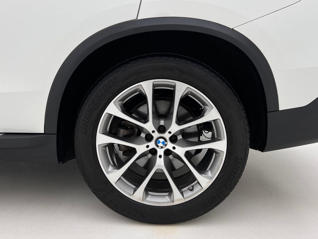 Used 2024 BMW X5 xDrive40i AWD/4WD image 28