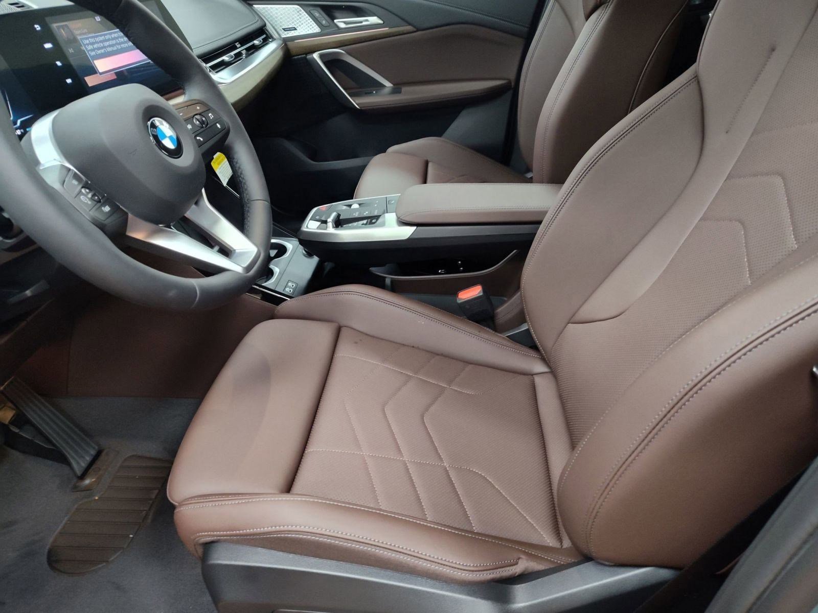 Used 2025 BMW X1 xDrive28i w/ Convenience Package image 19