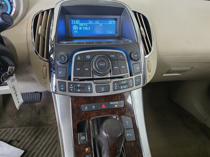 Used 2010 Buick LaCrosse CXL FWD image 23