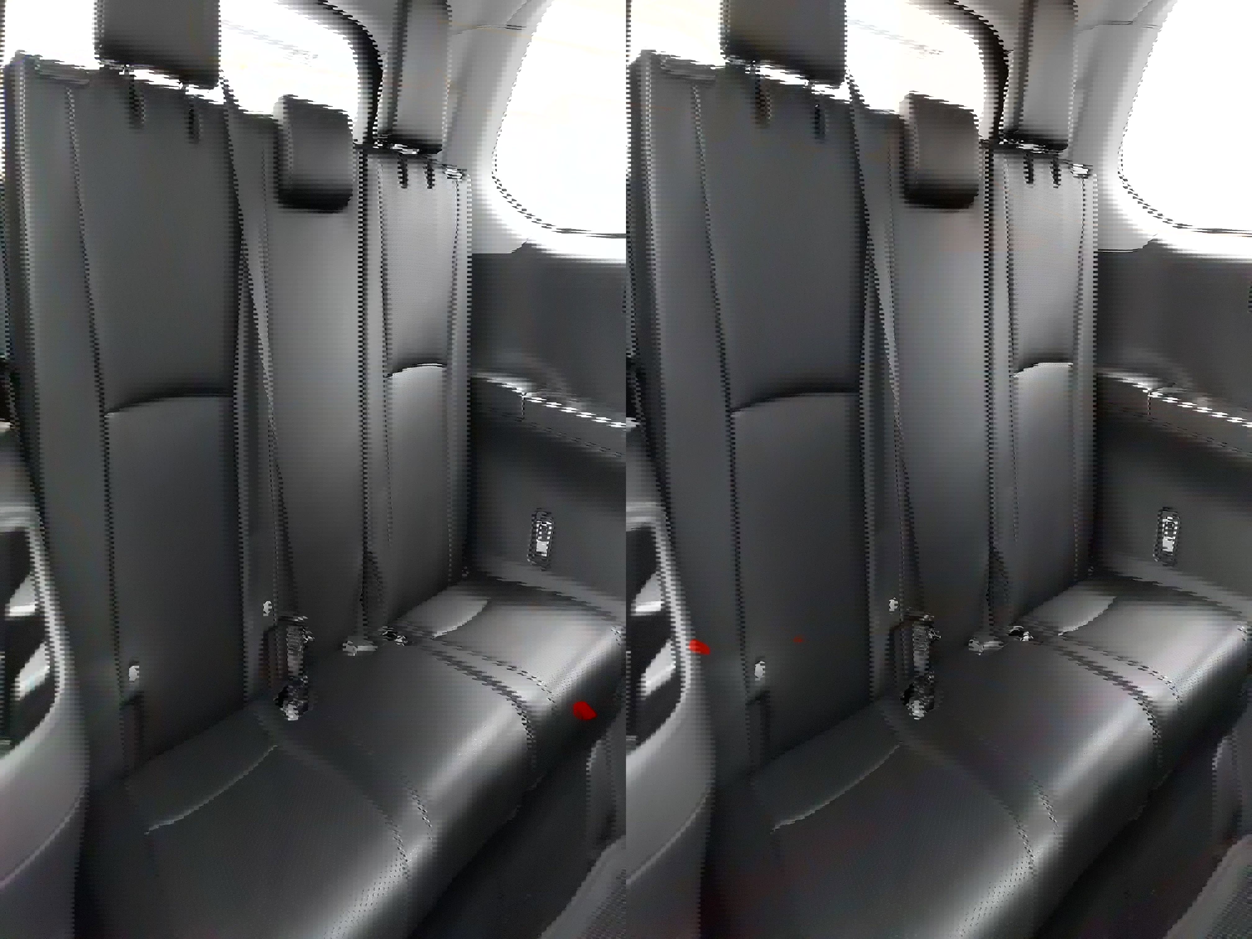 Used 2024 Toyota Grand Highlander AWD image 14