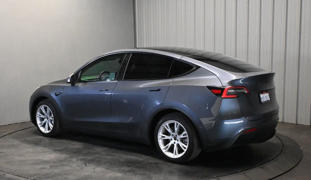 Used 2020 Tesla Model Y Long Range AWD/4WD image 7