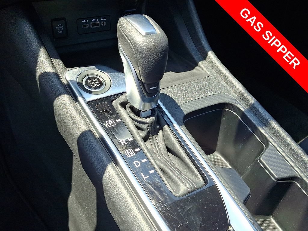Used 2024 Nissan Sentra SV w/ All-Weather Package FWD image 14