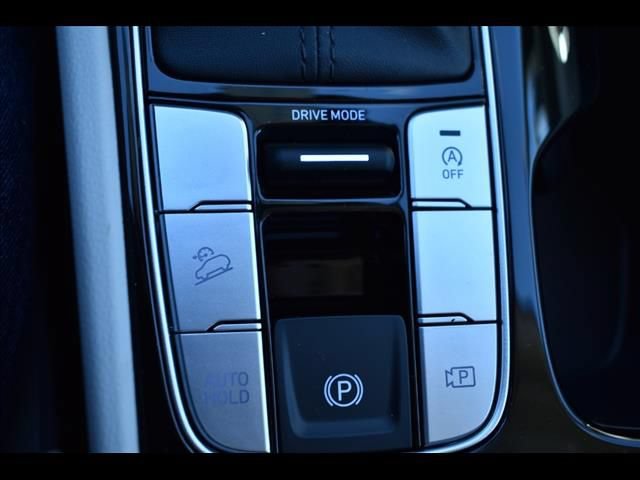 Certified 2025 Hyundai Tucson SE FWD image 8