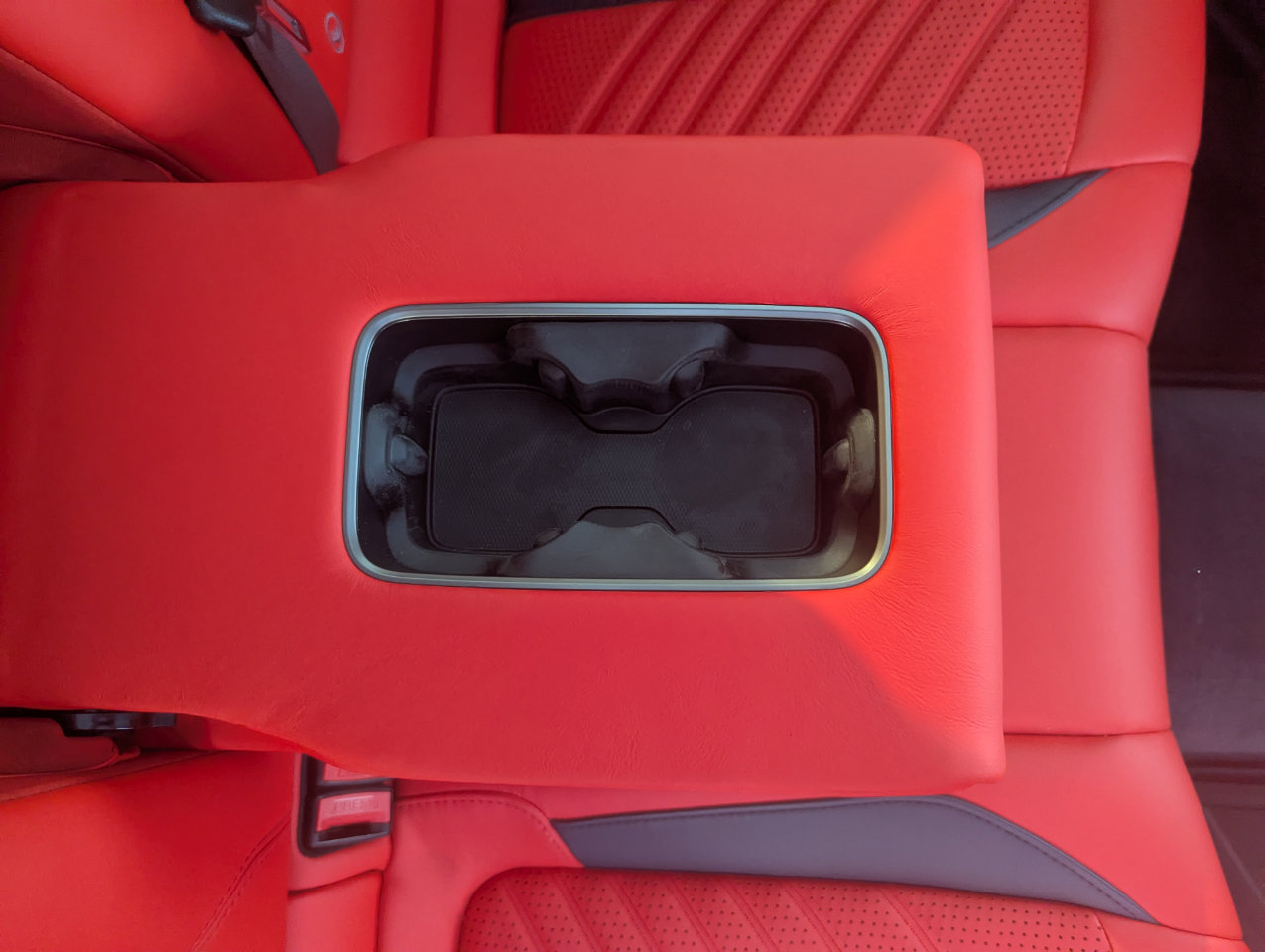 Used 2023 Aston Martin DBX 707 image 51