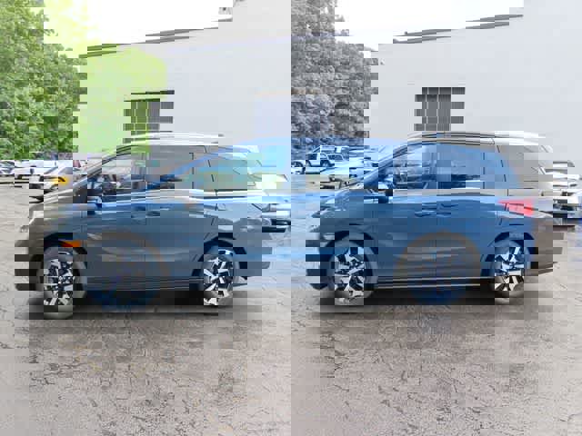 New 2026 Honda Odyssey EX-L image 3