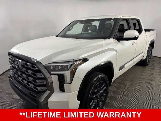 Used 2025 Toyota Tundra Platinum AWD/4WD image 3