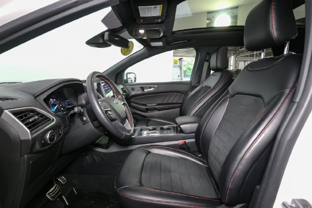 Used 2024 Ford Edge ST-Line AWD/4WD image 38