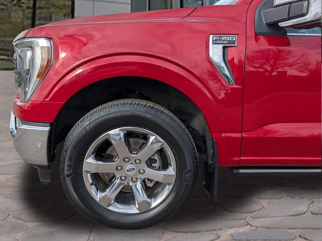 Used 2022 Ford F150 Lariat w/ Equipment Group 502A High AWD/4WD image 11