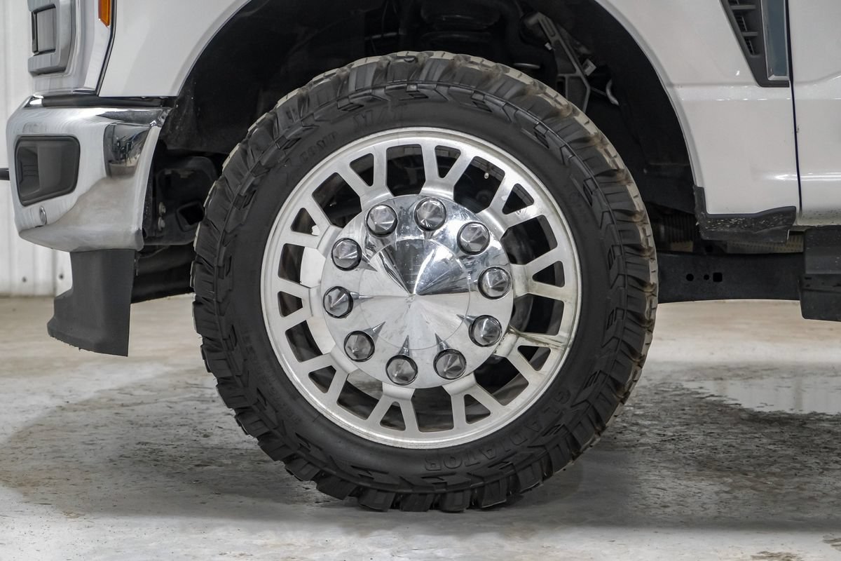 Used 2023 Ford F350 Lariat w/ Tow Technology Package AWD/4WD image 62