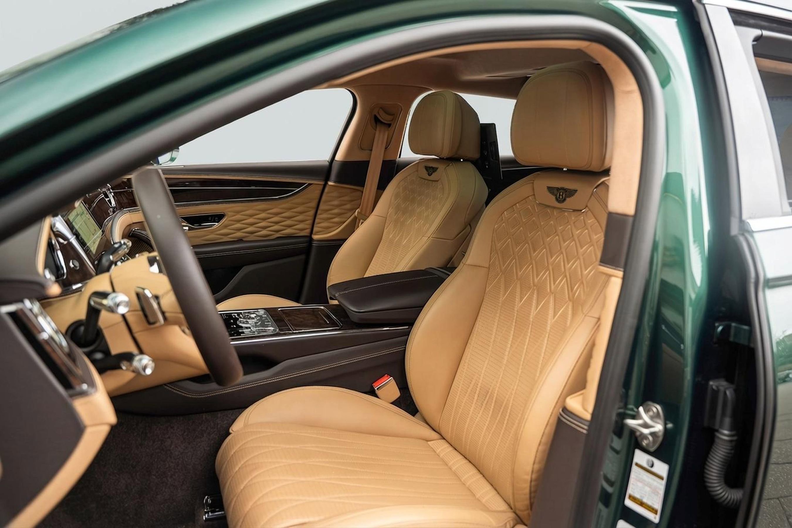 Certified 2023 Bentley Flying Spur W12 AWD/4WD image 8