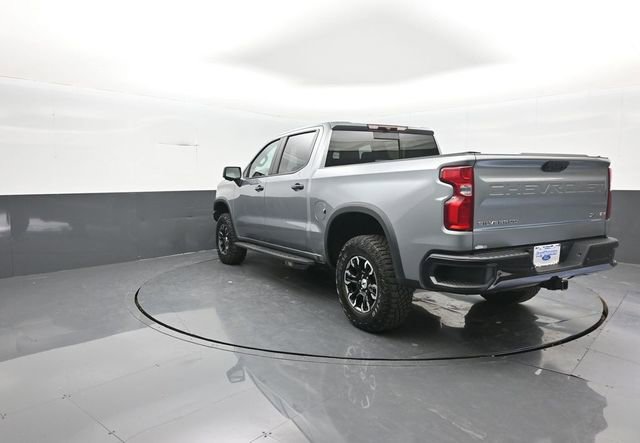 Used 2023 Chevrolet Silverado 1500 ZR2 image 5