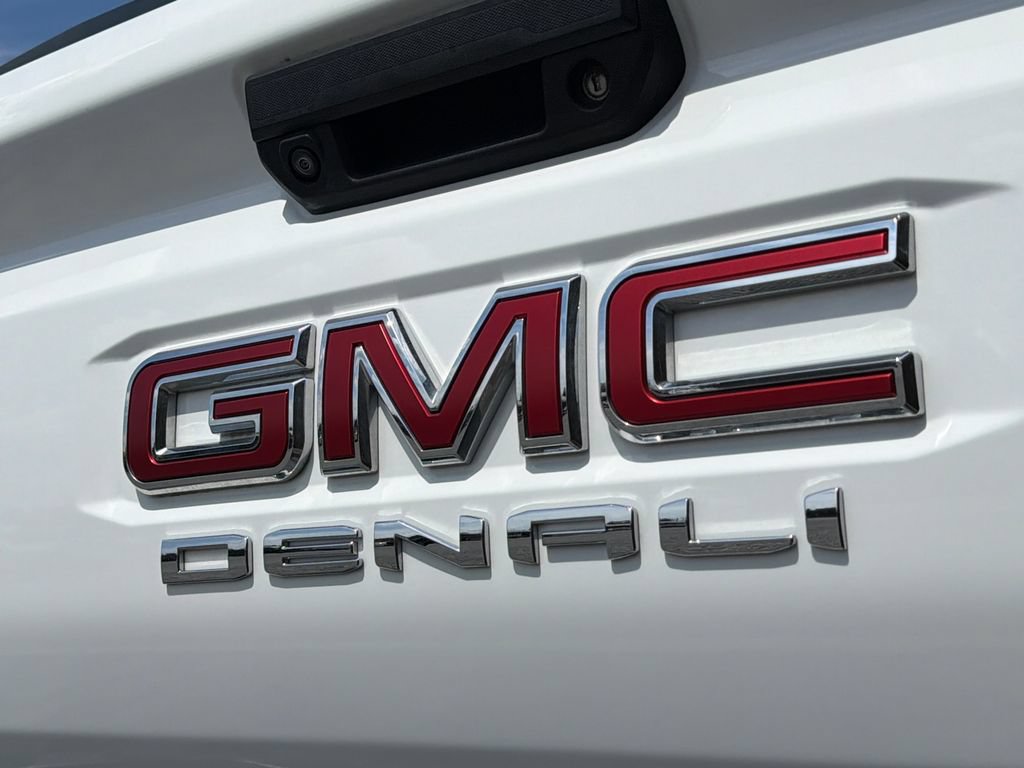 Used 2023 GMC Canyon Denali AWD/4WD image 19