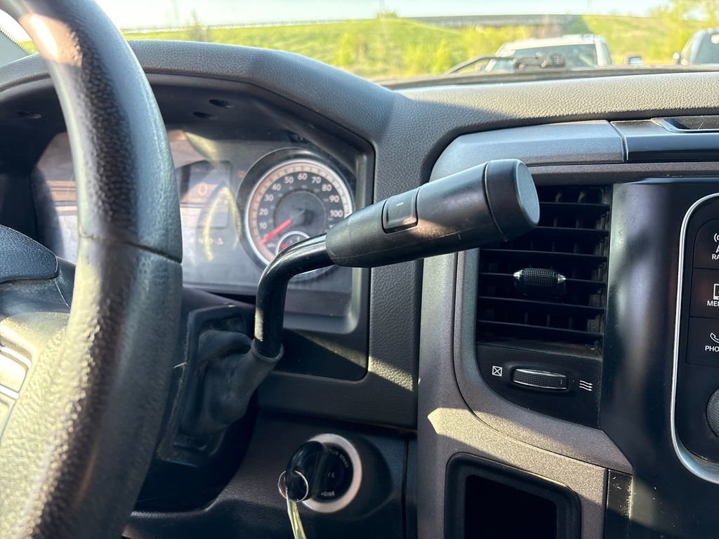 Used 2017 RAM 2500 ST AWD/4WD image 29