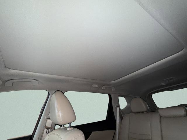 Used 2020 Nissan Rogue SL w/ Premium Package image 40