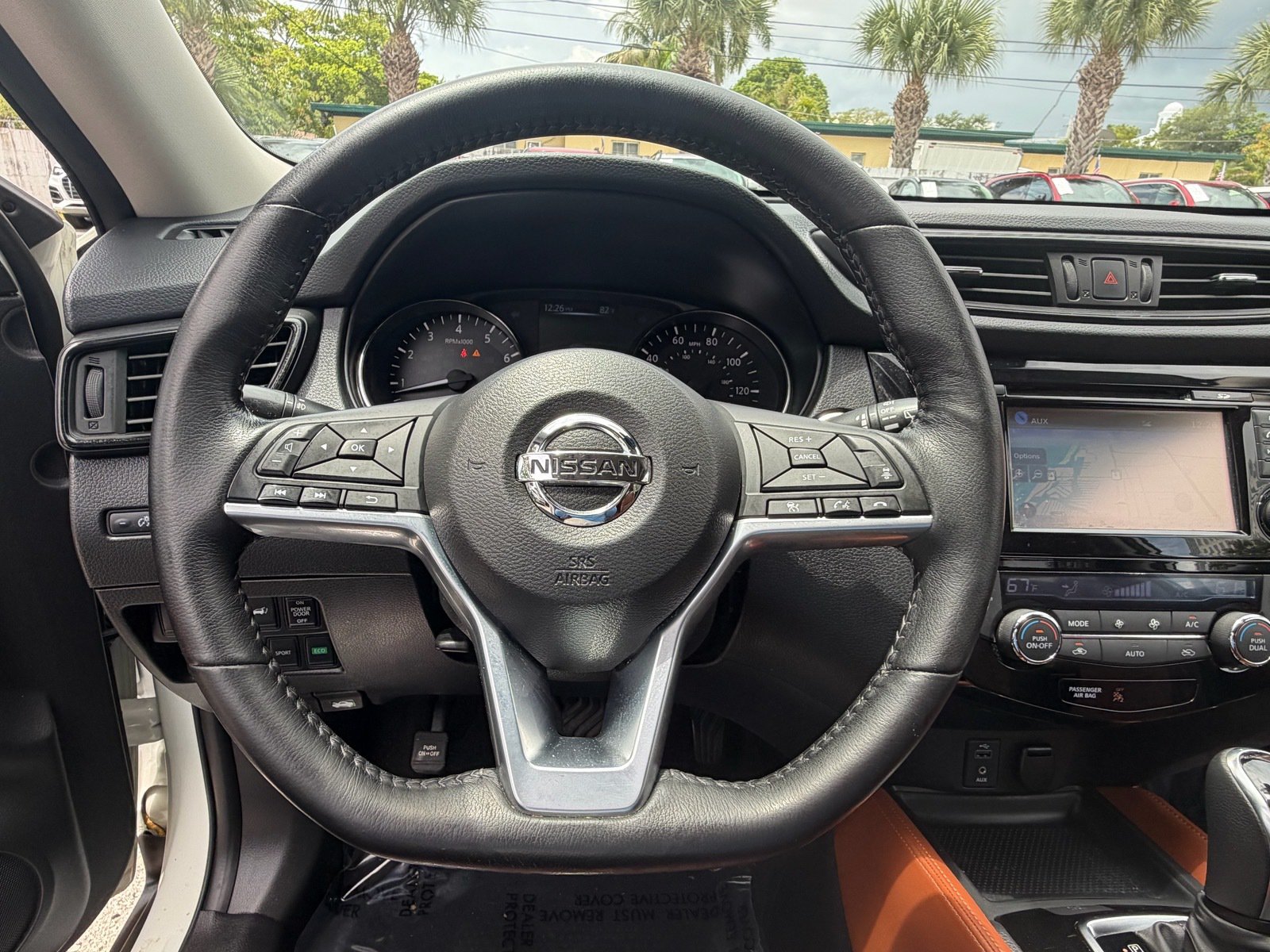 Used 2017 Nissan Rogue SL w/ SL Premium Package AWD/4WD image 19