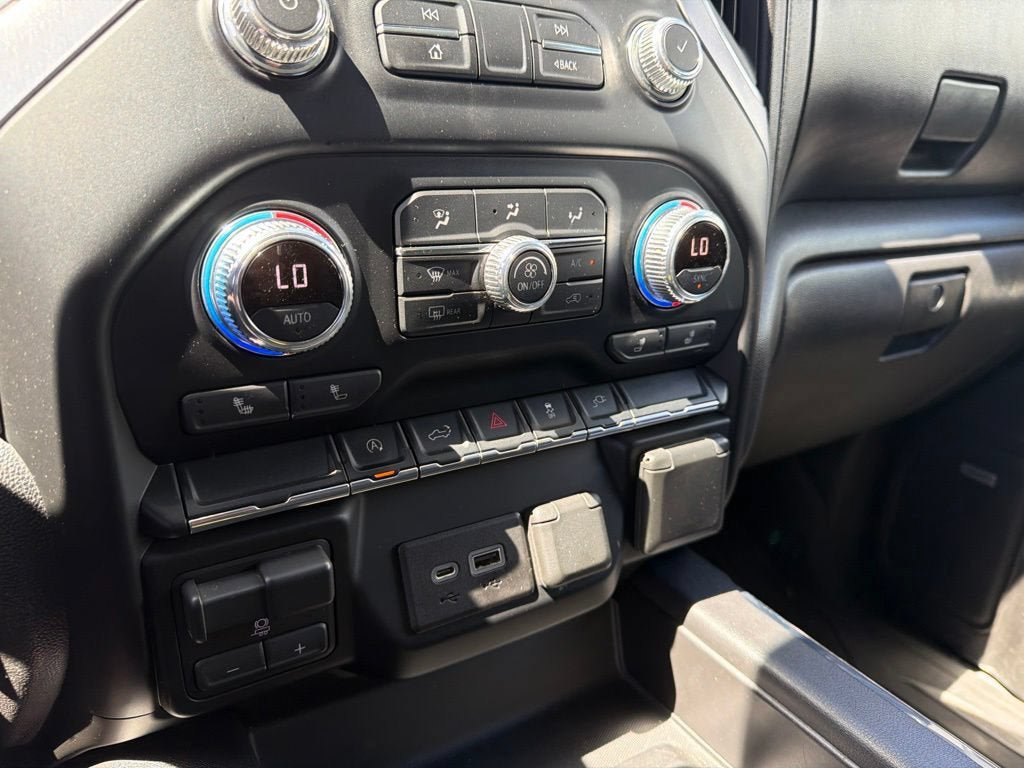 Used 2021 GMC Sierra 1500 Elevation w/ Preferred Package RWD image 15