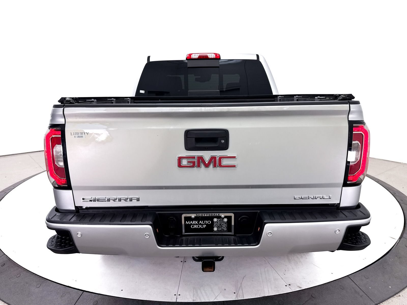Used 2017 GMC Sierra 1500 Denali w/ Denali Ultimate Package AWD/4WD image 15