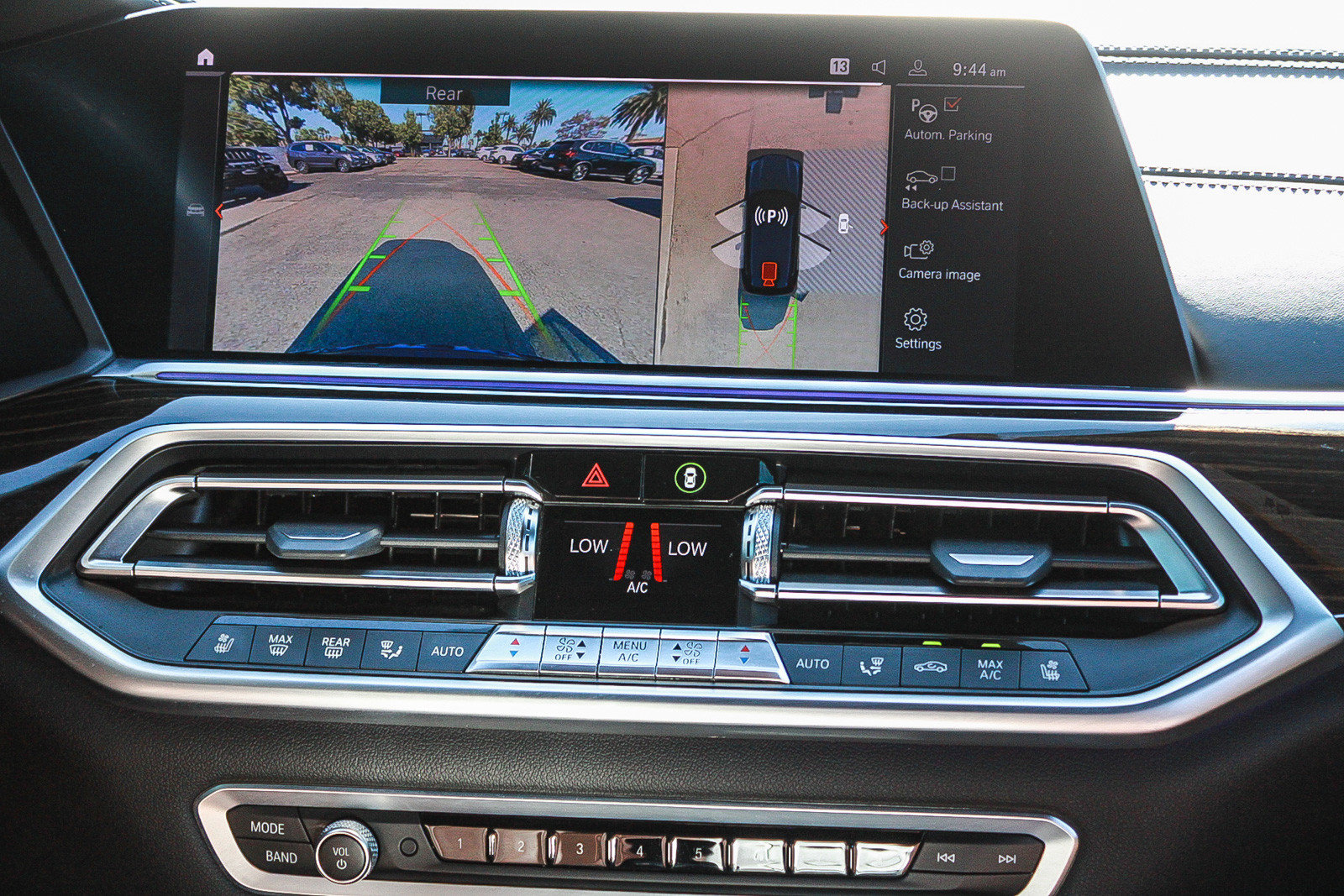 Used 2020 BMW X5 xDrive40i w/ Executive Package AWD/4WD image 14