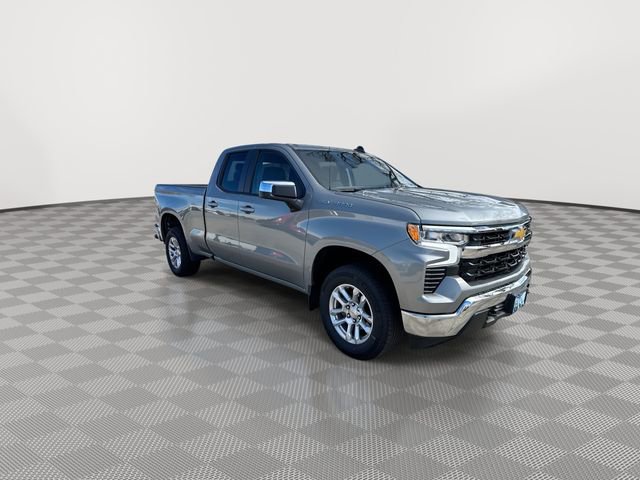 Used 2026 Chevrolet Silverado 1500 LT image 2