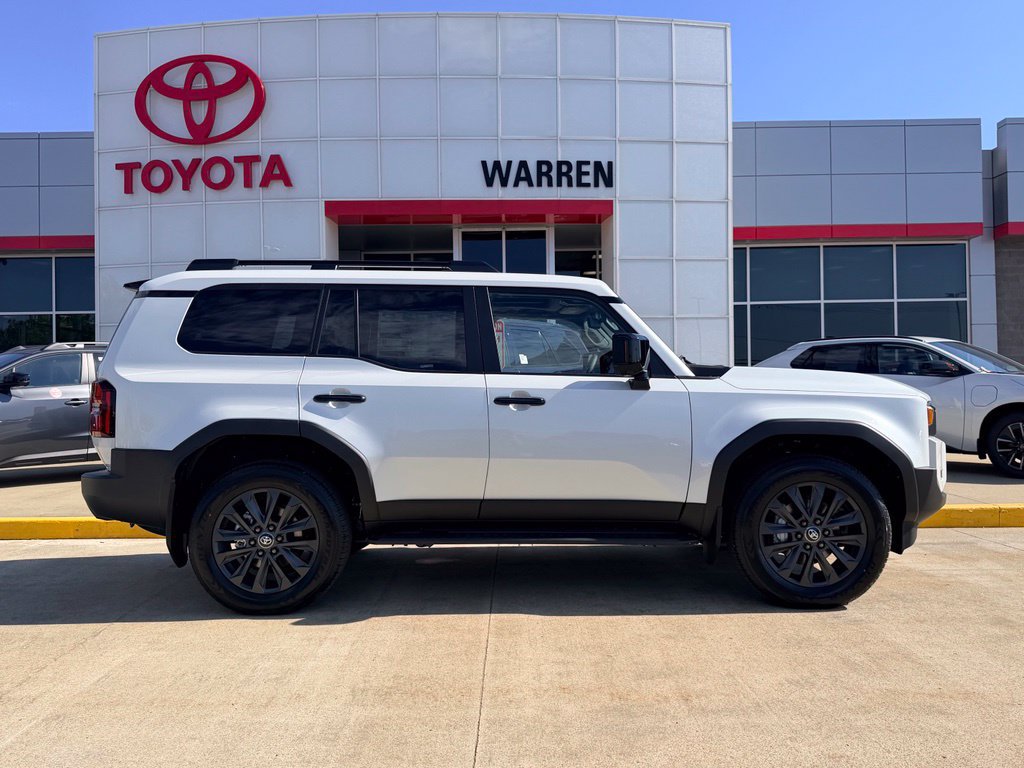 New 2027 Toyota Land Cruiser w/ Premium Package AWD/4WD image 3