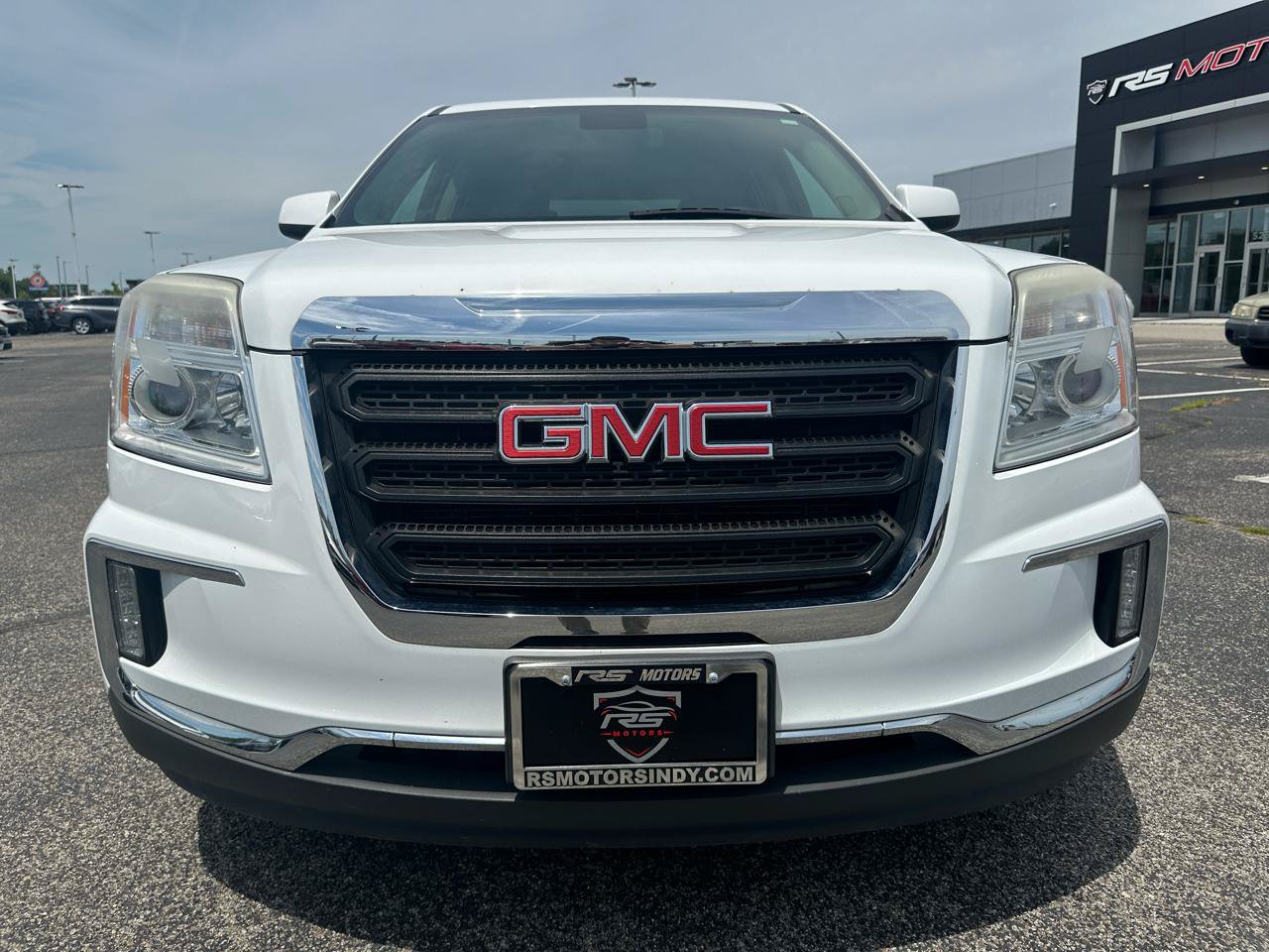 Used 2017 GMC Terrain SLE w/ Driver Alert Package I AWD/4WD image 4
