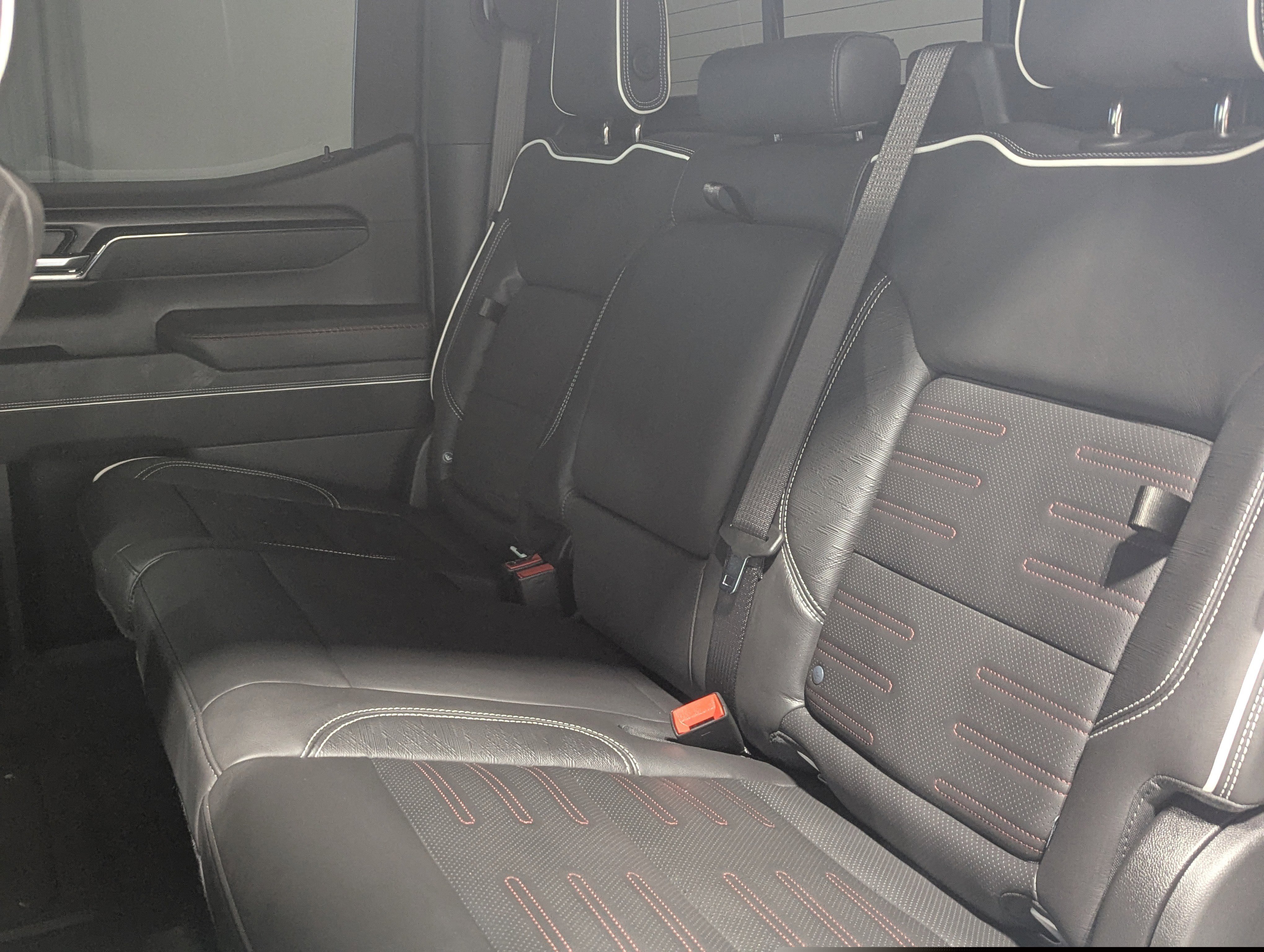 Used 2024 GMC Sierra 1500 AT4X image 14