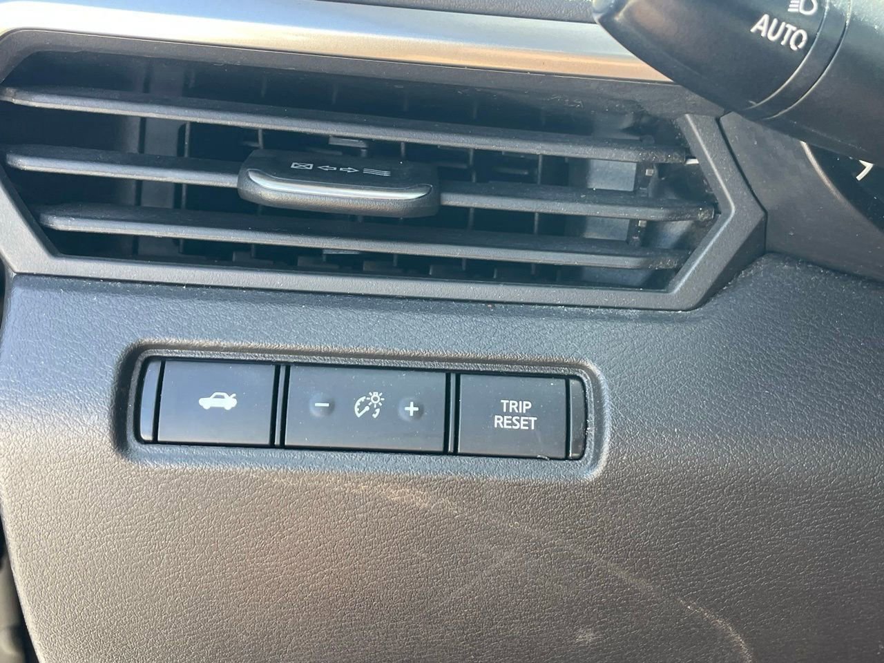 Used 2021 Nissan Altima 2.5 S FWD image 10