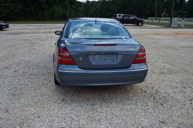 Used 2004 Mercedes-Benz E 500 4MATIC Sedan image 12