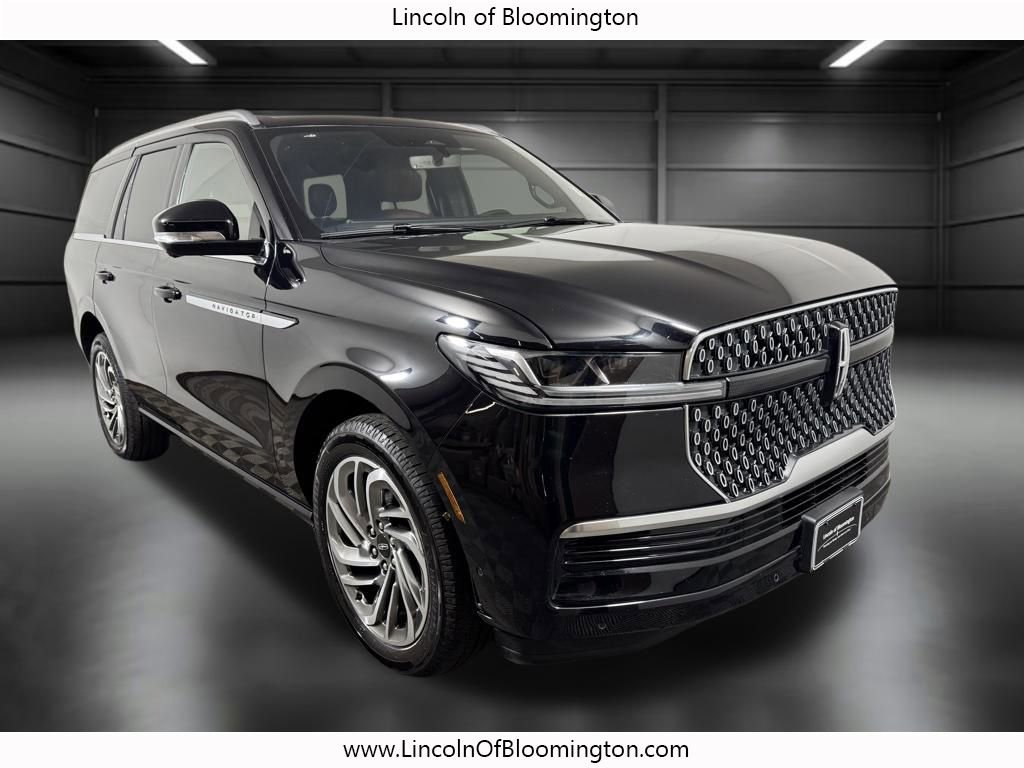Certified 2025 Lincoln Navigator Reserve AWD/4WD image 8