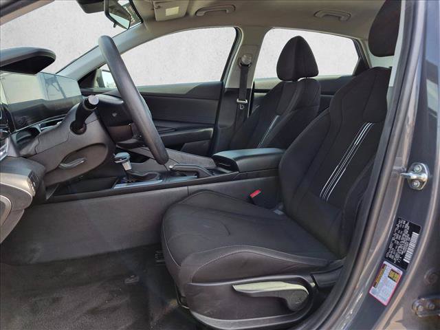 Used 2024 Hyundai Elantra SEL FWD image 15