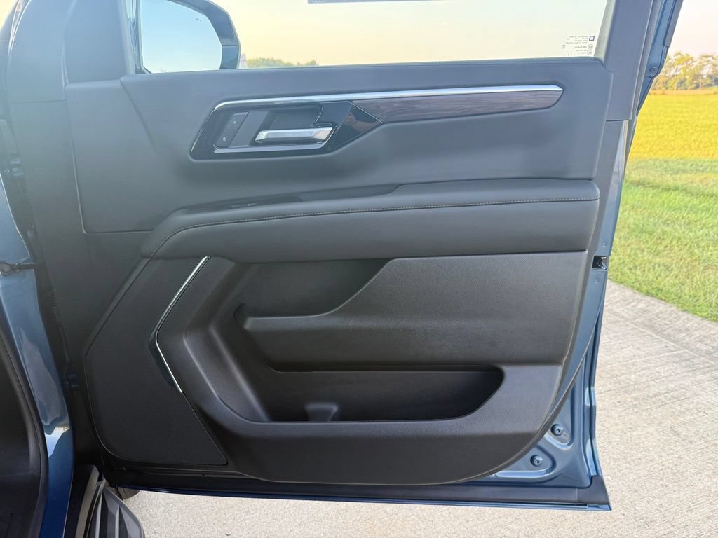 New 2026 Chevrolet Tahoe LS RWD image 20