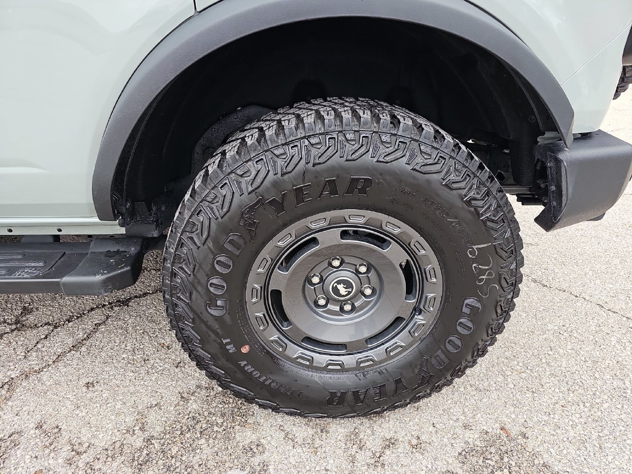 Used 2024 Ford Bronco Outer Banks AWD/4WD image 37