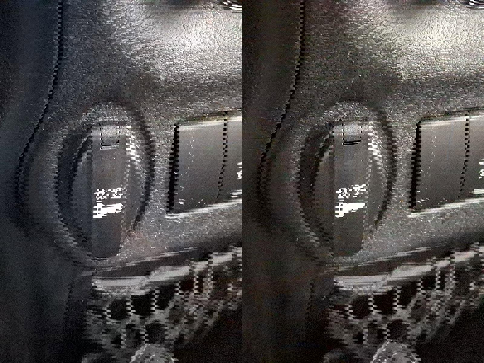 Used 2017 Jeep Wrangler Unlimited Sport w/ Connectivity Group image 24