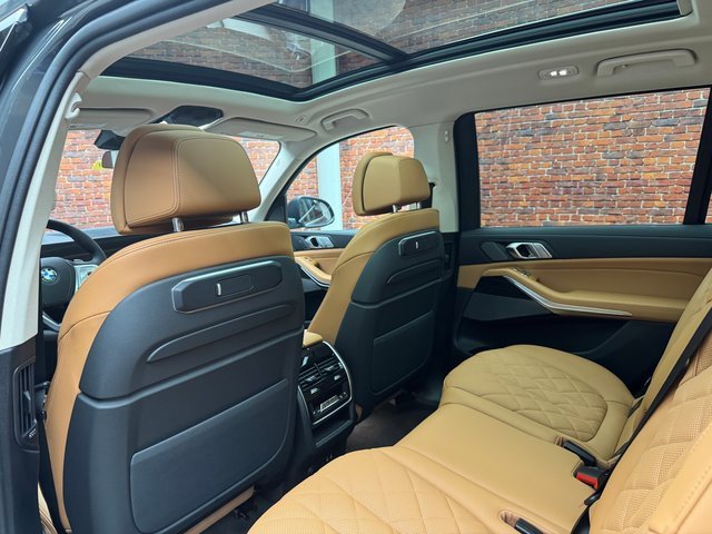 Used 2026 BMW X7 xDrive40i image 24
