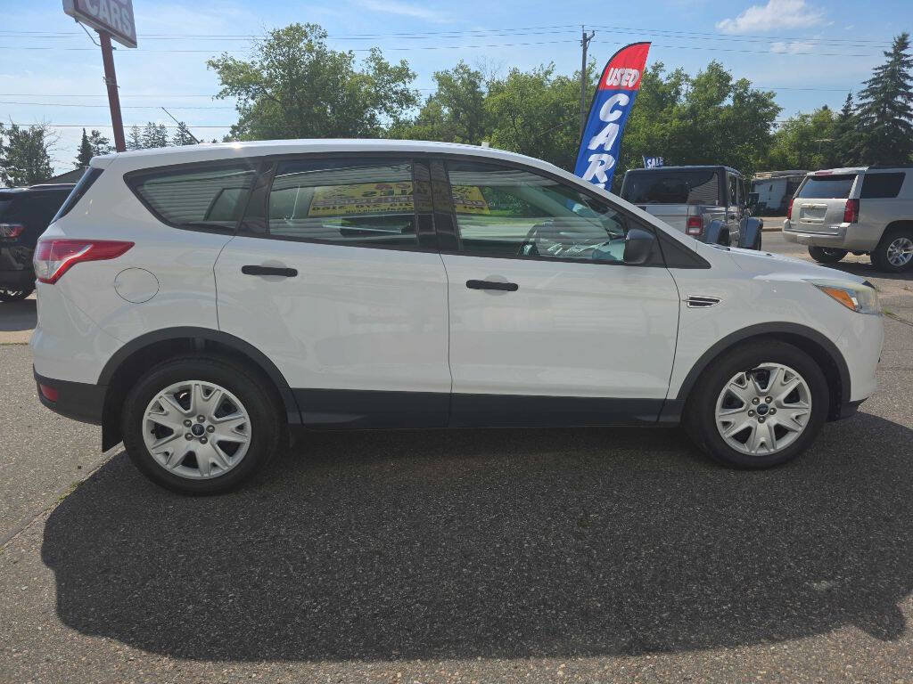 Used 2015 Ford Escape S FWD image 5
